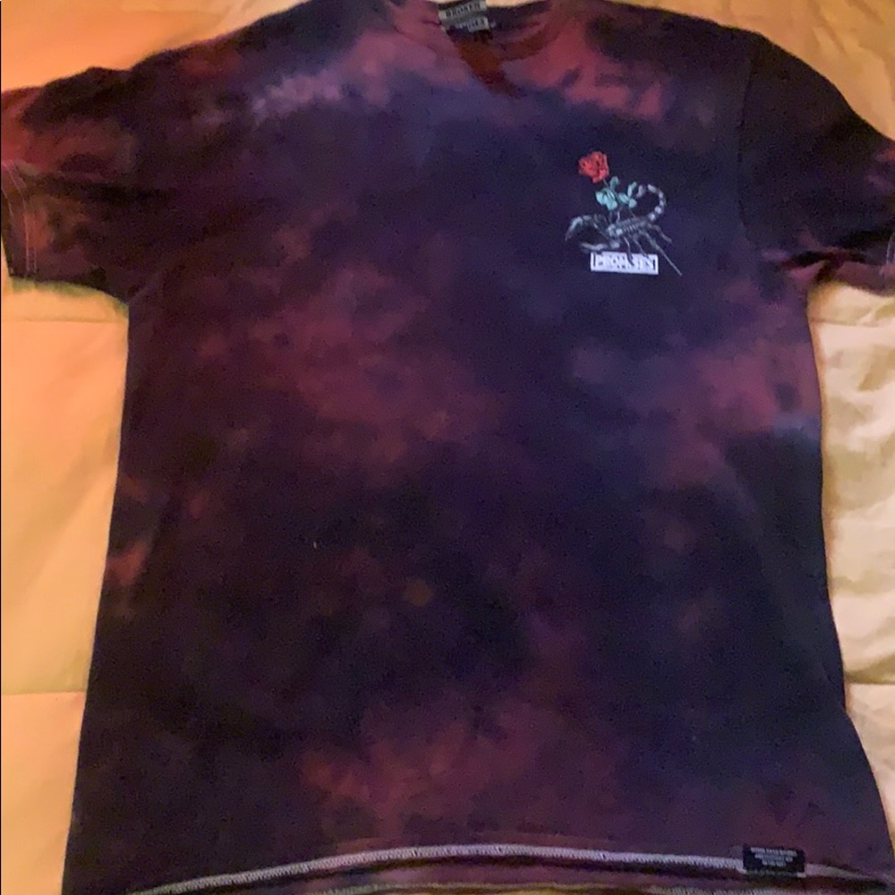 Graphic t-shirt
